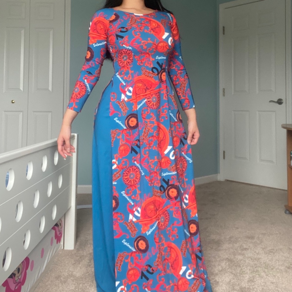 ✨Vietnamese Ao Dai Dress Graphic Formal Dress
